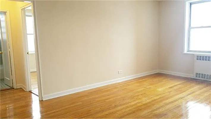 Rented by Weichert Manhattan Midtown | media 19