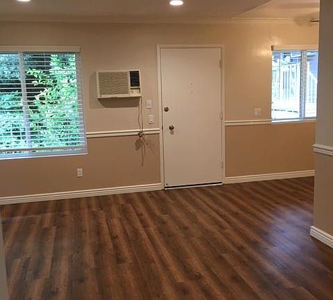 3rd image of 737 E Pine St APT 9
