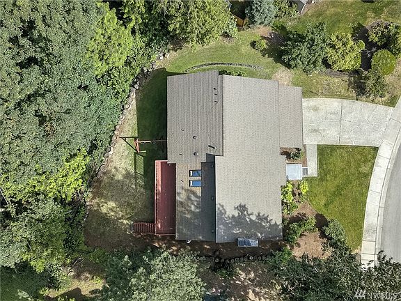2nd image of 4041 169th Ave SE