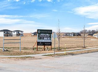 21457 Morning View Dr, Elkhorn, NE 68022