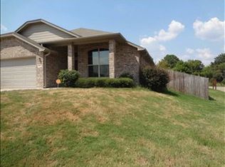 2911 San Jose Dr, Longview, TX 75601