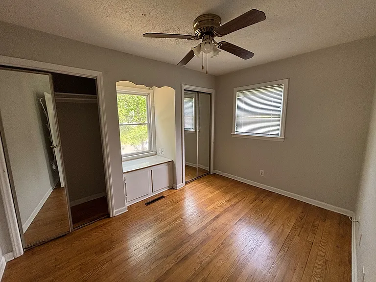 106 Oakmont Ave — Photo 7