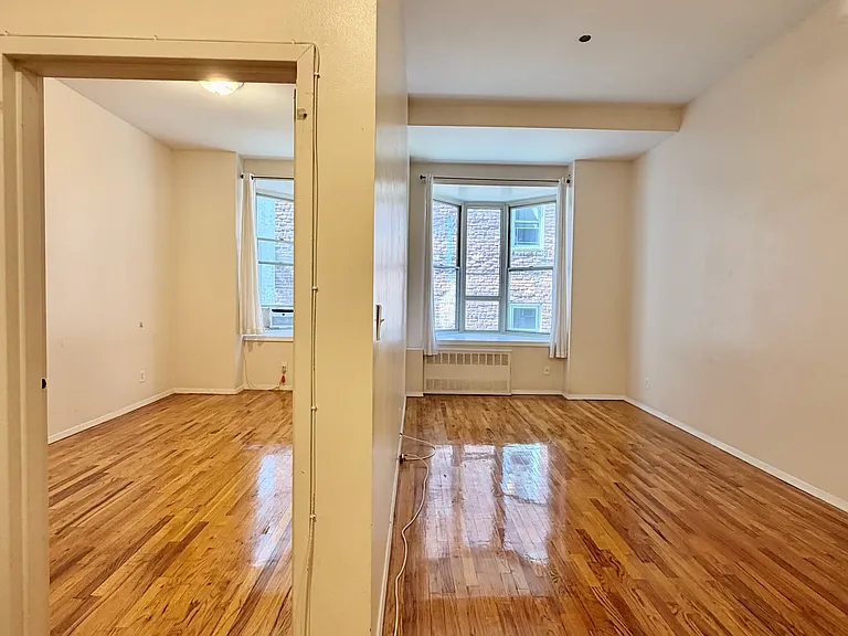 6120 Woodside Ave #2C — Photo 10