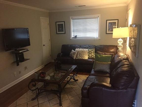 Spacious living room!