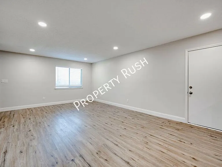 2323 Green Forest Dr #A — Photo 7