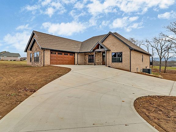 2nd image of 5843 Dunbar Rd