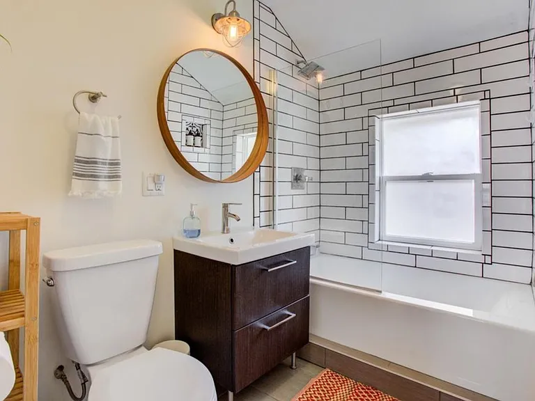 2623 Jackson St NE — Photo 20