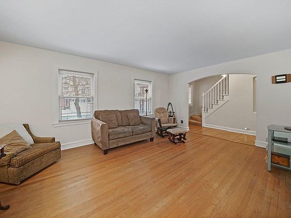 4th image of 1900 N 73rd Ave