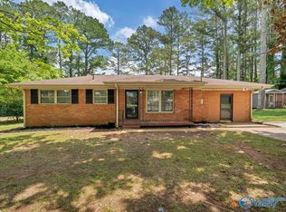3204 Hollins St NW, Huntsville, AL 35810