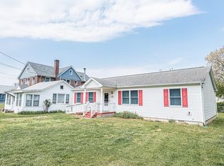 33 E Hudson Ave, Villas, NJ 08251