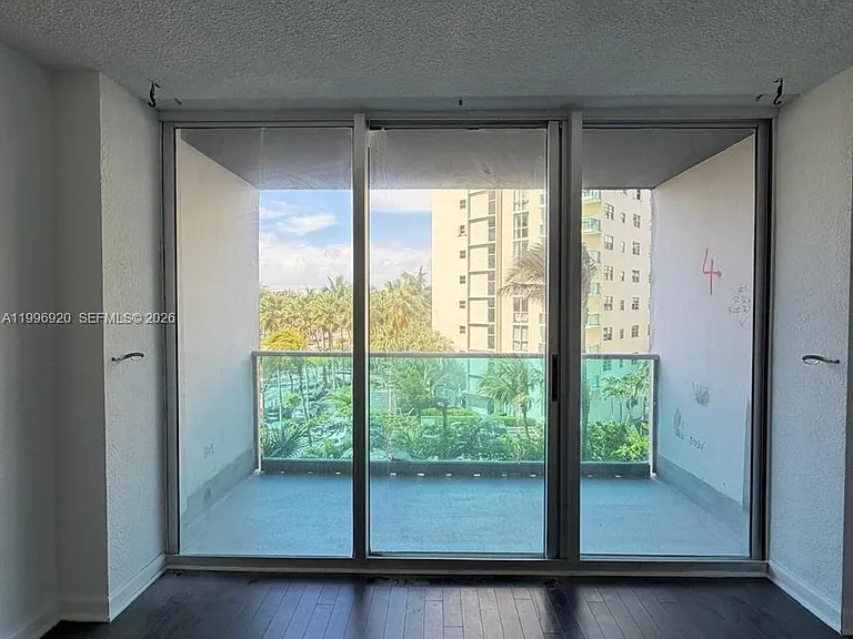 4001 S Ocean Dr #4H — Photo 1