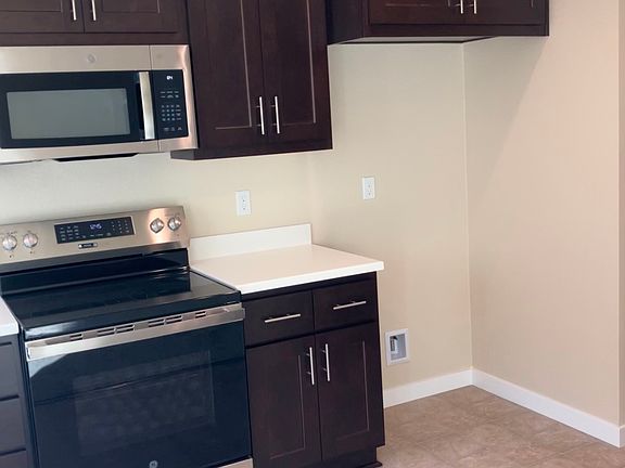 2nd image of 432 Tandoori Way