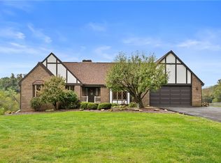 435 Weddell Dr, Belle Vernon, PA 15012