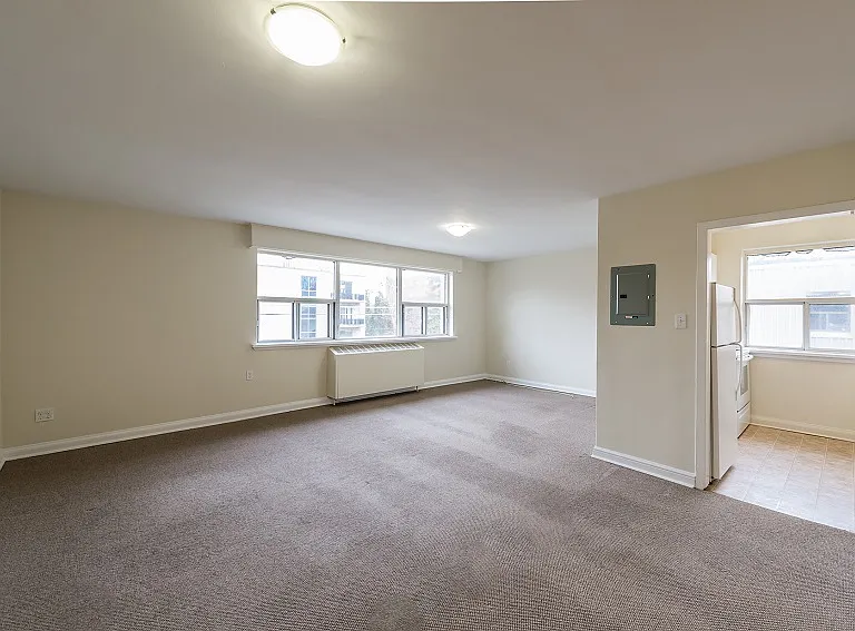 107 Grand Ave — Photo 24