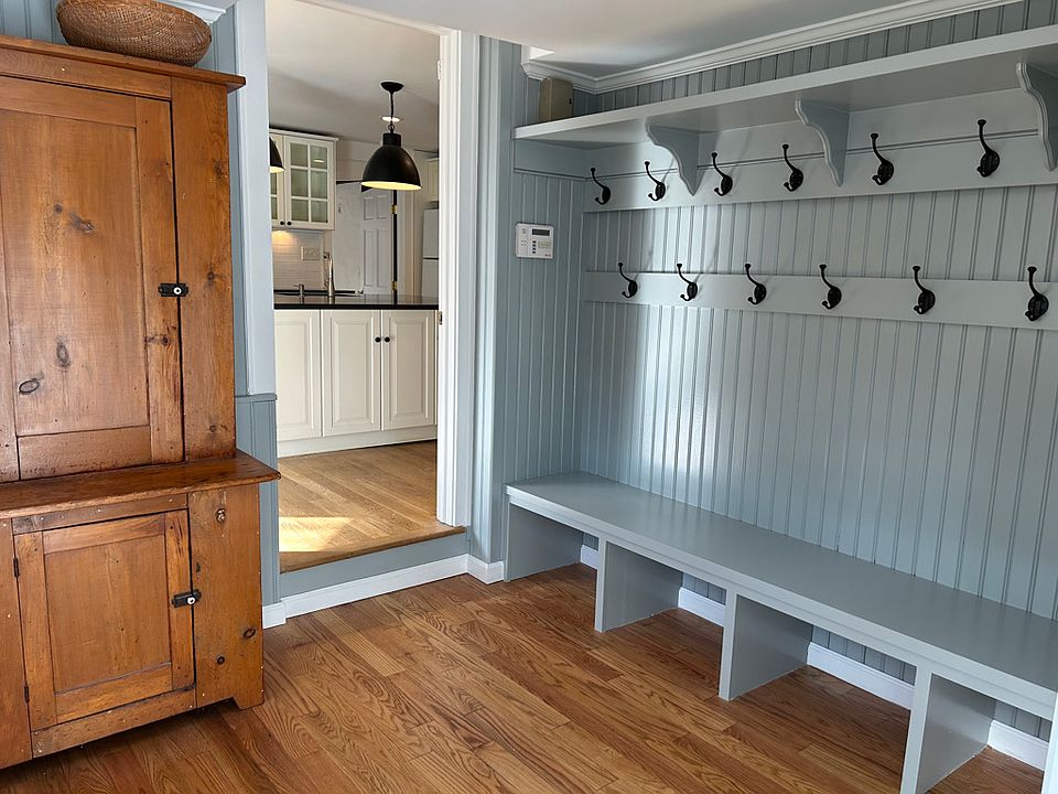 Back Entrance to House Mudroom Just off Kitchen