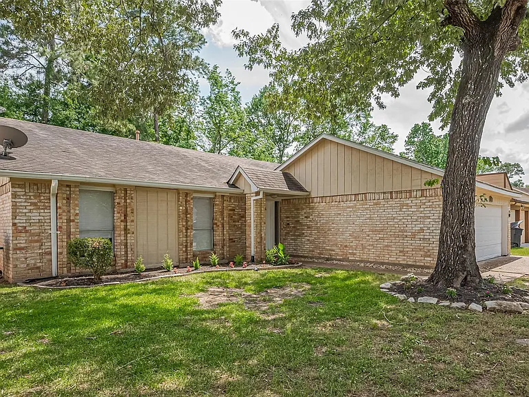 2606 Lexington Woods Dr — Photo 7