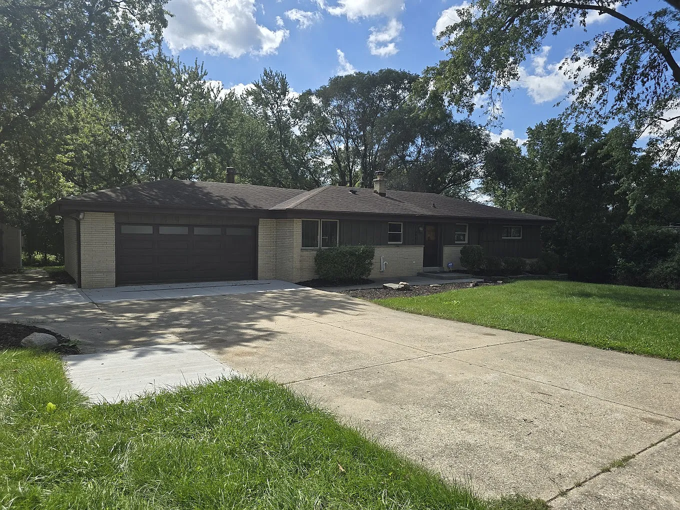 15945 Smith Drive - 1 — Photo 1