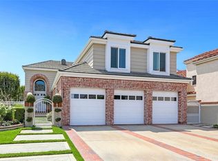6172 Gleneagles Cir, Huntington Beach, CA 92648