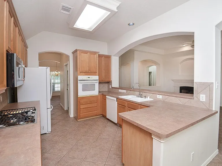 2607 Grand Plantation Ct — Photo 18
