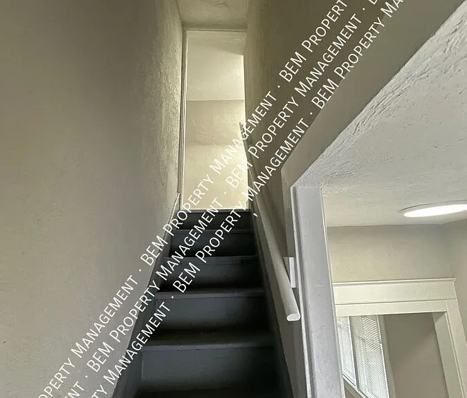 3016 E 26th St — Photo 13