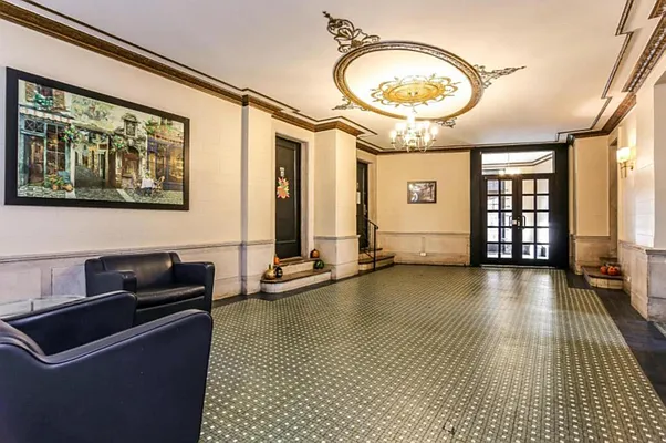 Sold by Fillmore | media 10