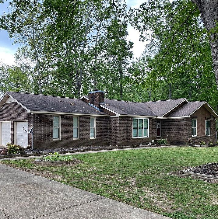 1st image of 307 Dogwood Dr