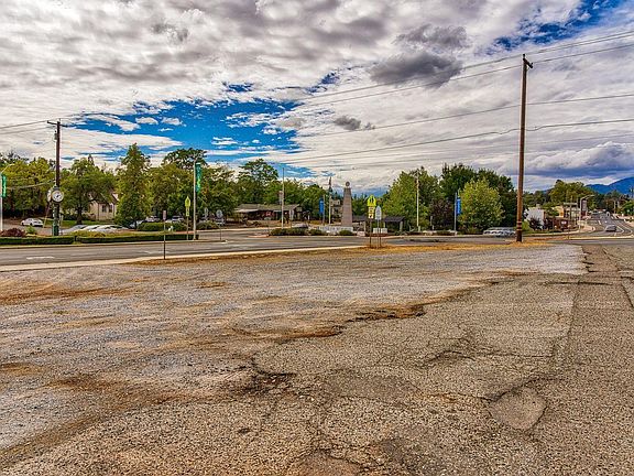 4th image of Shasta Dam Blvd
