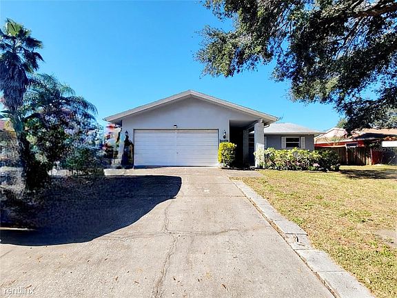 3rd image of 1330R Amberlea Dr E