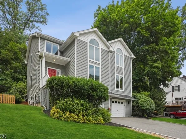 4 Alexander Ct, Montclair Twp., NJ 07043