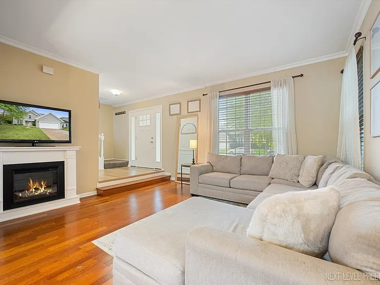 1677 Blackwell Ln — Photo 9