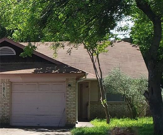 2nd image of 1815 Prairie Knoll Ct #B