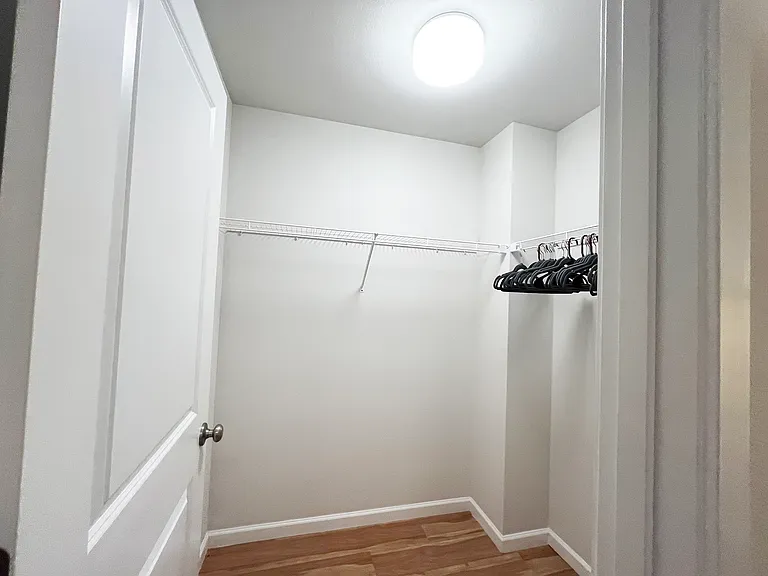 8212 S 132nd St — Photo 20