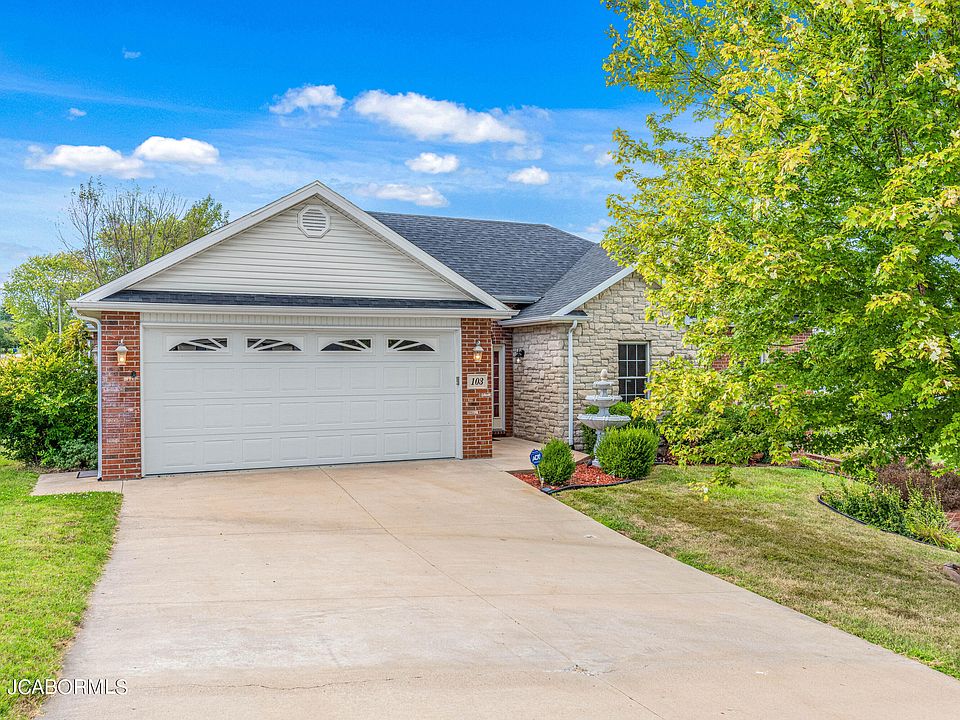 1st image of 103 Madelines Park Dr