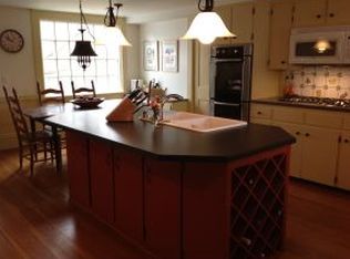 28 Hurricane Rd, Keene, NH 03431