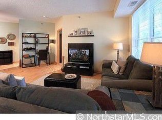 1800 Clinton Ave APT 205, Minneapolis, MN 55404