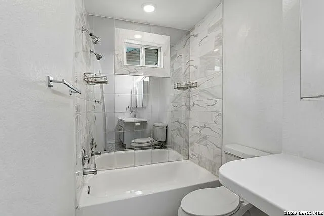 311 Castillo Ave #101 — Photo 15
