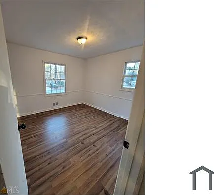 6315 Connell Rd — Photo 4