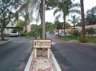 2597 Woodgate Ln, Sarasota, FL 34231