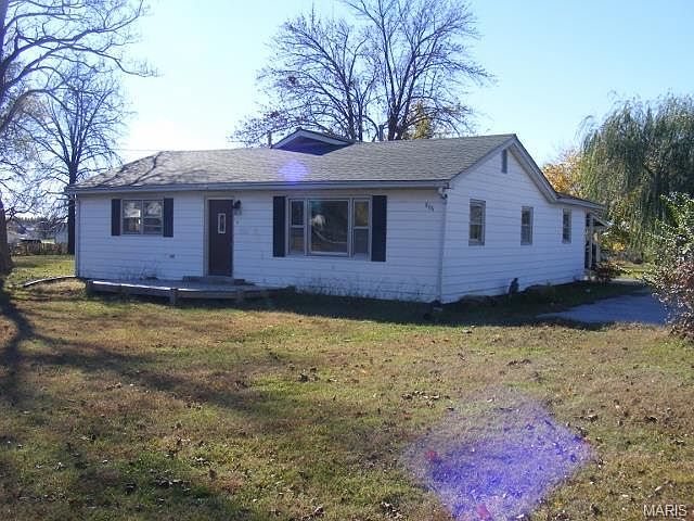 2nd image of 806 S Court St