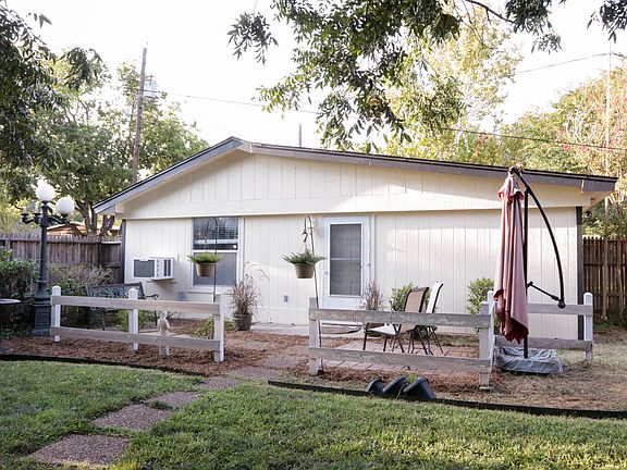 Cottage apartment