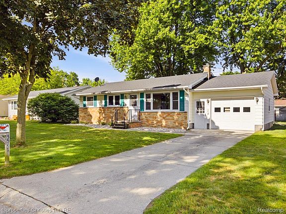 2nd image of 3541 Shenandoah Ave