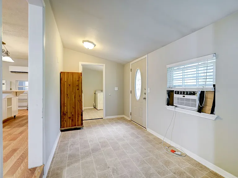 9193 Lucille Ln — Photo 8