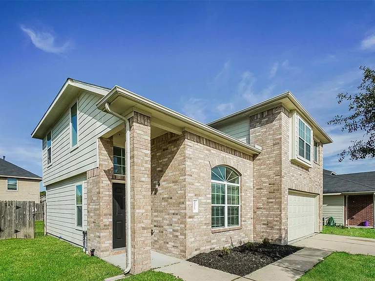 2451 Gibbs Bend Ct — Photo 2