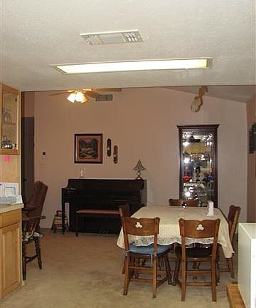 4th image of 2001 Weeden Dr