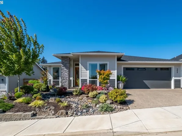 525 NW Crater Lake Dr, Dallas, OR 97338