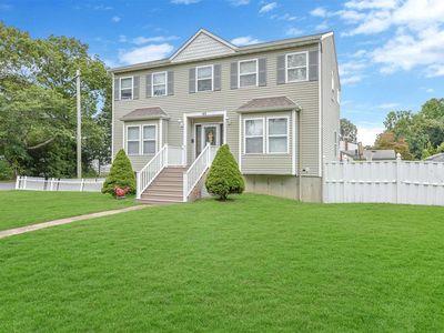 45 Flintlock Drive, Shirley, NY, 11967