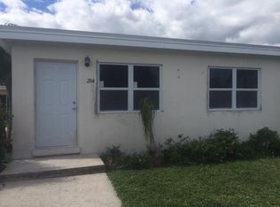 2840 Hinda Rd, Lake Park, FL 33403