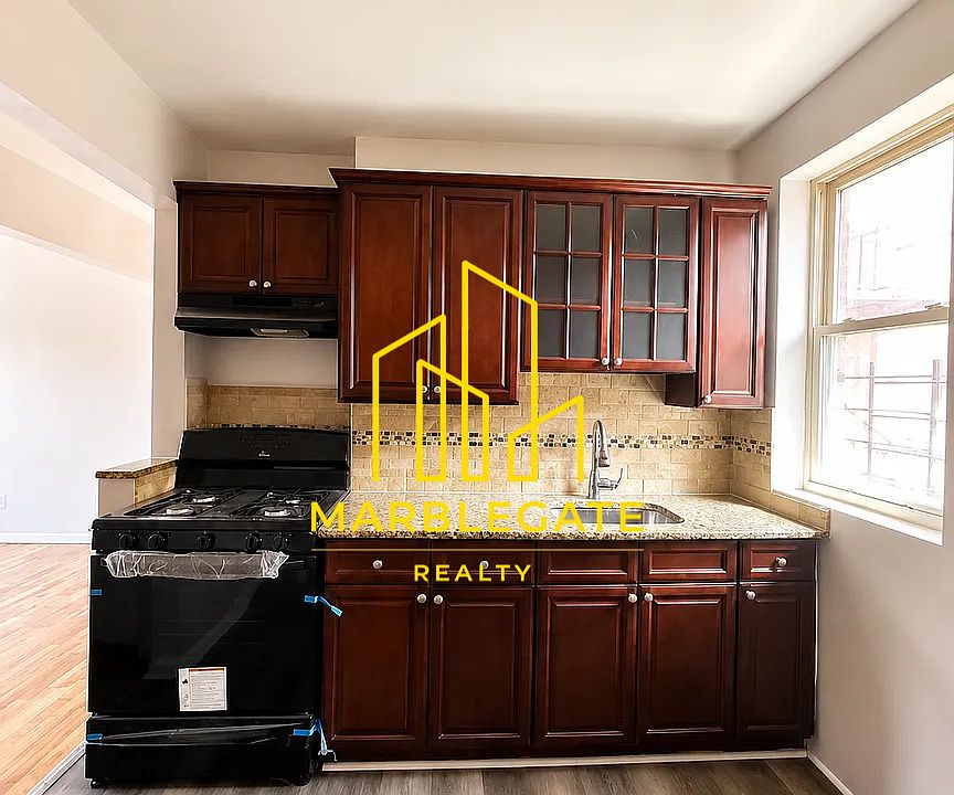 1st image of 90 2nd Ave #55