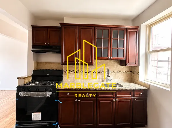 90 2nd Ave #55, Newark, NJ 07104