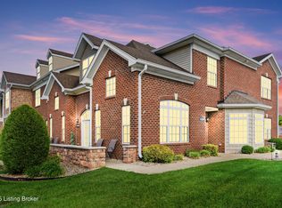 10201 Lark Meadow Dr, Louisville, KY